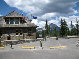 Banff Upper Hot Springs entrance
